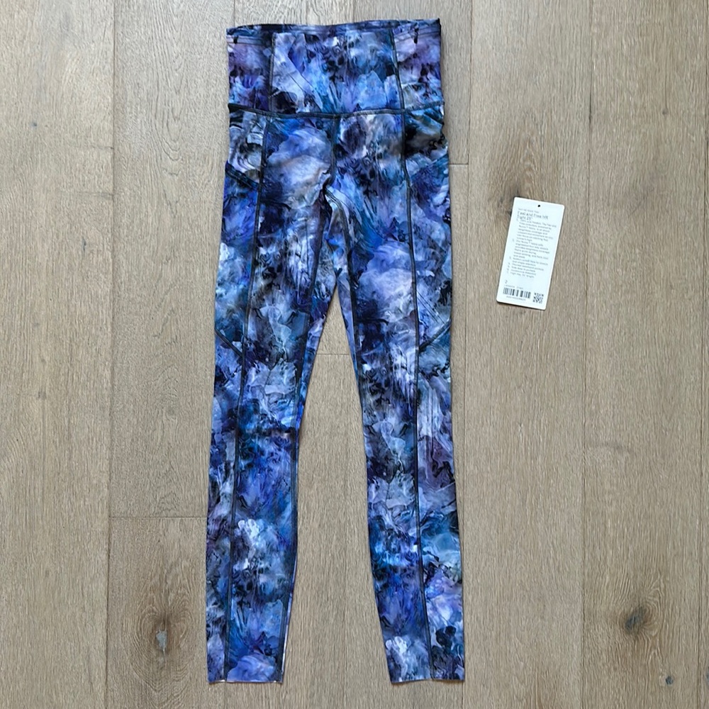 fast and free high rise tight 25" chromasphere multi size 2 lululemon euc